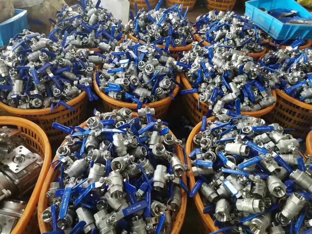 不锈钢二片式丝口球阀|丝扣球阀